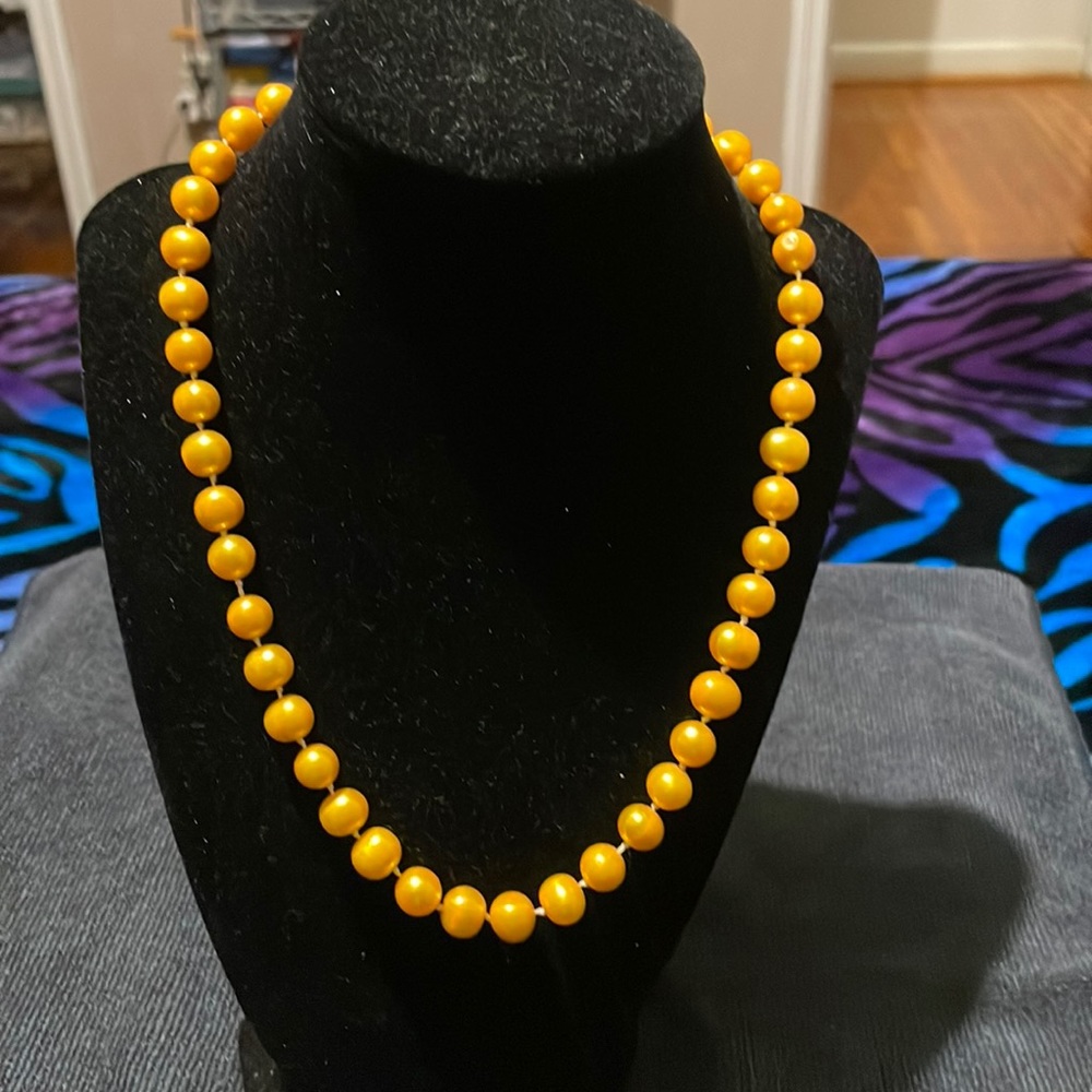 Yellow Gold Freshwater Pearl Knotted Necklace 9.5” New Without Tags